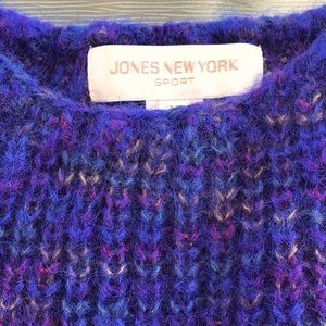 Jones New York pull over crew neck Sweater Size M